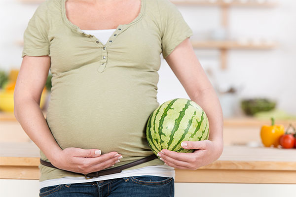 میوه های مضر در بارداری